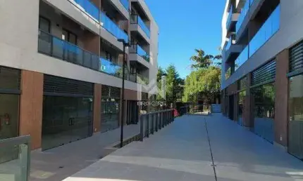 Sala comercial para alugar na Avenida Magdalena Ferragut, 60, Pinheirinho, Vinhedo