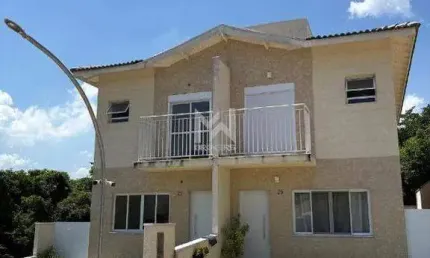 Casa GEMINADA à venda no Condomínio Villaggio Imperiale em Vinhedo - SP