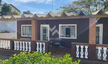 Casa térrea com 3 quartos a venda no condomínio Vista Alegre Sede na cidade de Vinhedo - SP