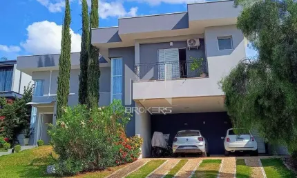 Casa à venda no Condomínio Recanto dos Paturis em Vinhedo - SP