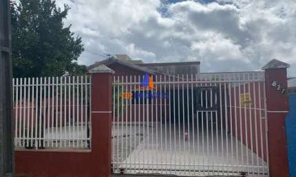 Casa para Venda em Pinhais, Weissópolis, 2 dormitórios, 1 banheiro, 3 vagas