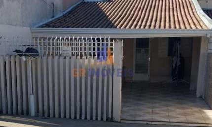 Casa para Venda em Pinhais, Jardim Amélia, 2 dormitórios, 1 banheiro, 4 vagas