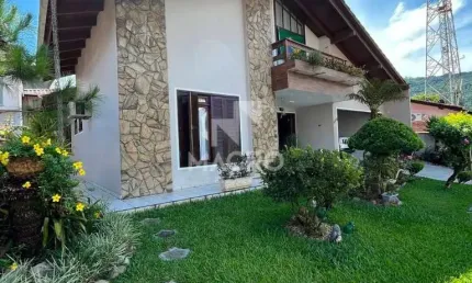 Casa | Vila Lalau | 4 quartos (2 suítes master) | 187m²