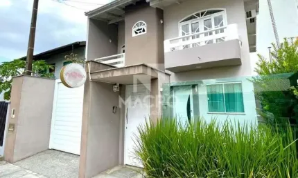 Casa residencial/comercial | Barra | 2 quartos (1 suíte) | 144m²