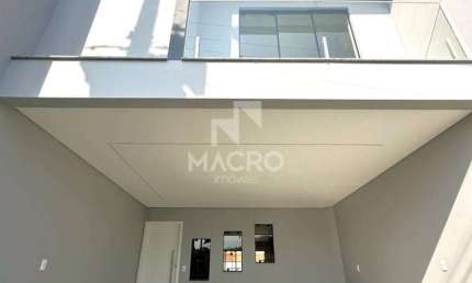 Geminado Sobrado | Ilha da Figueira | Suíte + 2 quartos | 160m²