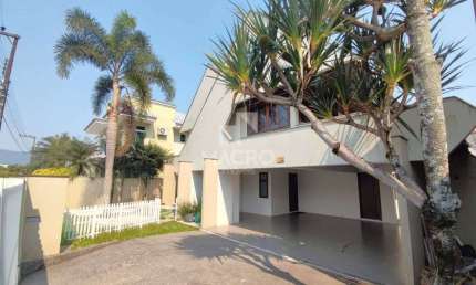 Casa com 4 quartos à venda no Amizade, Jaraguá do Sul 