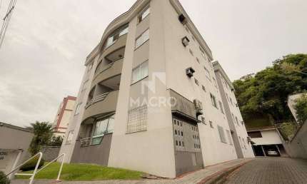 Apartamento | Jaraguá Esquerdo | 2 quartos (1 suíte) | 70m²