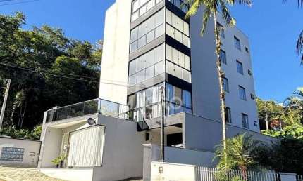 Czerniewicz | 3 quartos (1 suite) + escritório | 118m²