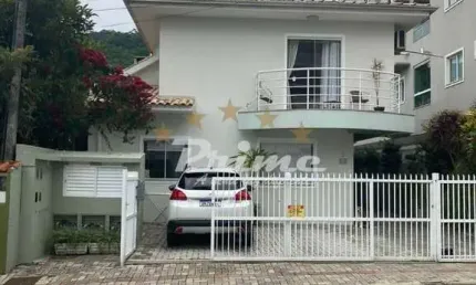 Casa com 3 quartos à venda em Bombas, Bombinhas 