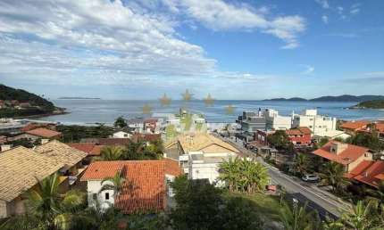 Cobertura plana com 3 dormitórios em Quatro Ilhas  -  Bombinhas
