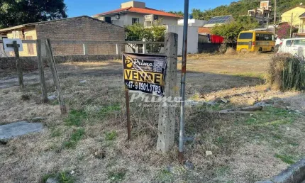Terreno de Esquina à Venda no Centro -- Bombinhas SC