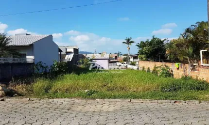 Terreno à venda na Rua Lirio Do Vale, Morrinhos, Bombinhas
