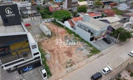 Lote com 3 Terrenos á Venda no Bairro Bombas - Bombinhas/SC