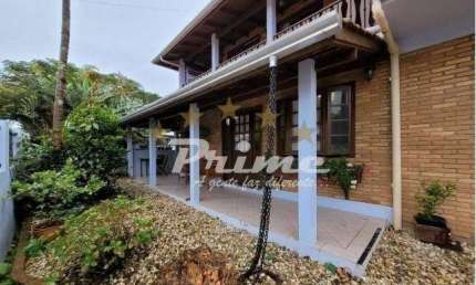 Casa com 5 quartos à venda em Bombas, Bombinhas 