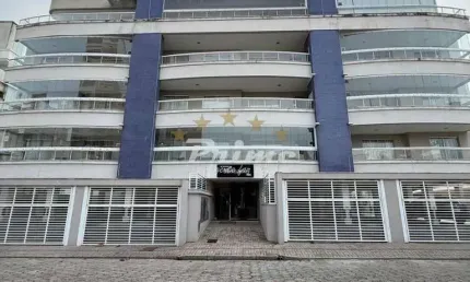 Apartamento com 3 quartos à Venda em Bombas - Bombinhas/SC