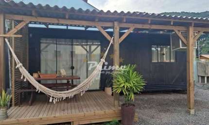 Terreno com Casa Container à Venda no Mariscal - Bombinhas/SC