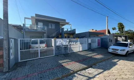 Residencial a venda no bairro de Zimbros - Bombinhas/SC