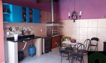 Casa com 3 quartos à venda na Rua Dez, Milanez, Contagem, 185 m2 por R$ 390.000