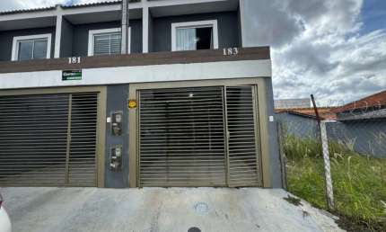 Casa com 2 quartos para alugar na Rua Barão de Capanema, 183, Nova Rússia, Ponta Grossa