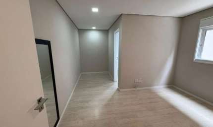 Apartamento com 3 quartos para alugar na Rua Augusto Ribas, 558, Centro, Ponta Grossa