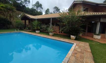linda Chácara Jundiaí Tijuco Preto 5.200m2 àre k - 500m2 ( com habite-se ). Aceita financiamento.
