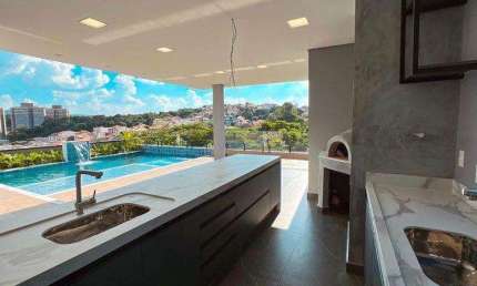 Casa de alto padrão no Bosque do Horto - Jundiaí, com 340m&#178; de área &#250;til, 3 suítes e 6 banheiros.
