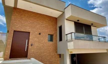 Se voc&#234; está buscando o lar perfeito para sua família, esta casa no condomínio Brisas, em Jundiaí, oferece tudo o que voc&#234; precisa para viver com conforto, estilo e segurança