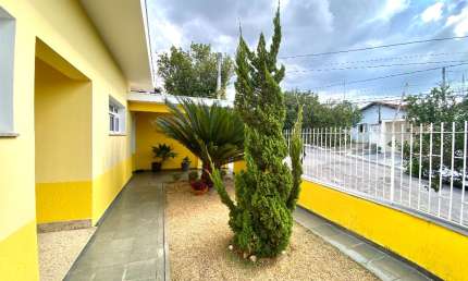 Casa com 3 quartos à venda na Rua Francisco Rocha Ferreira, 105, Vila Antônio Augusto Luiz, Caçapava