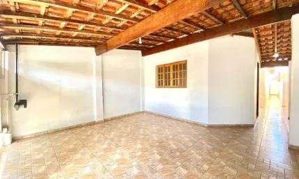 Casa com 3 quartos à venda na Rua Marechal Rondon, 796, Jardim Amália, Caçapava, 125 m2 por R$ 300.000