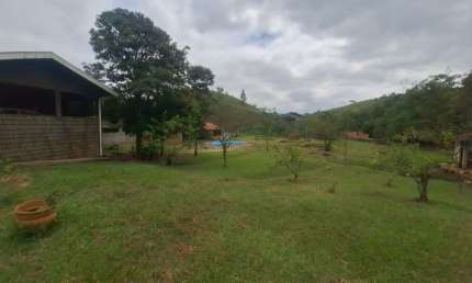 Chácara / sítio com 3 quartos à venda na Estrada do Florindo, Buquirinha, São José dos Campos, 188 m2 por R$ 850.000