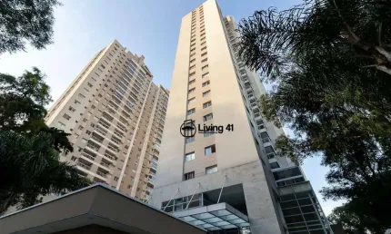 Apartamento com 2 dormitórios para alugar, 55 m² por R$ 3.811,00/mês - Portão - Curitiba/PR