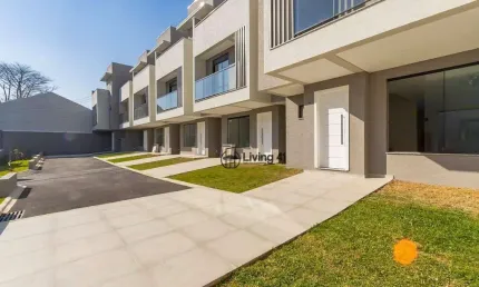 Sobrado com 3 dormitórios à venda, 130 m² por R$ 849.000 - Vista Alegre