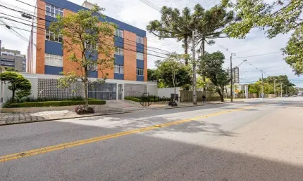 Apartamento com 3 dormitórios para alugar, 89 m² por R$ 3.300/mês - Cabral - Curitiba/PR