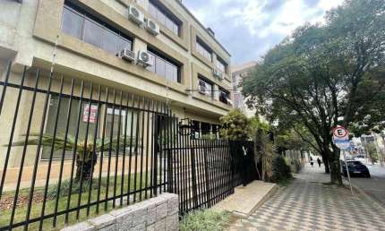 Conjunto para alugar por R$ 8.700,00/mês - São Francisco - Curitiba/PR