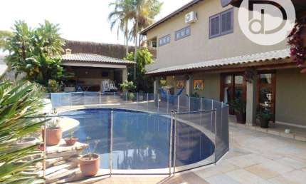 Casa com 4 dormitórios à venda, 636 m² por R$ 5.350.000,00 - Condomínio Vista Alegre - Sede - Vinhedo/SP