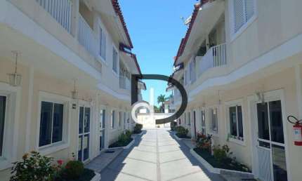 Village com 2 dormitórios à venda, 65 m² por R$ 480.000,00 - Vila Clais - Bertioga/SP