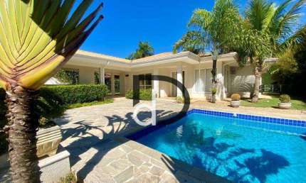 Casa com 3 dormitórios à venda, 220 m² por R$ 2.180.000,00 - Condomínio Marambaia - Vinhedo/SP