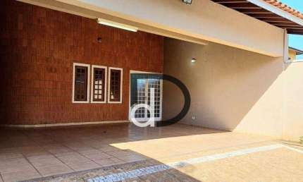Casa com 3 quartos 289 m² - venda por R$ 1.050.000 ou aluguel por R$ 8.263/mês - Jardim Emilia - Vinhedo/SP