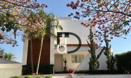 Casa com 3 dormitórios, 250 m² - venda por R$ 2.390.000,00 ou aluguel por R$ 14.920,00/mês - Condomínio Villagio Capriccio - Louveira/SP