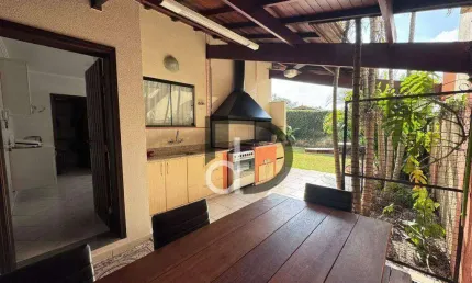 Casa com 4 quartos para alugar, 257 m² por R$ 7.770/mês - Jardim Panorama - Vinhedo/SP