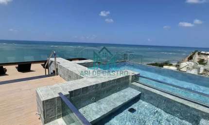 Cobertura Beira-mar Praia de Pajuçara Studio de 35,00m² com Pé-direito Duplo Sala ampla com varanda - Maceió Alagoas