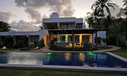 Casa à Beira-mar da Rota Ecológica dos Milagres 4 suítes, Piscina  - Porto de Pedras Alagoas
