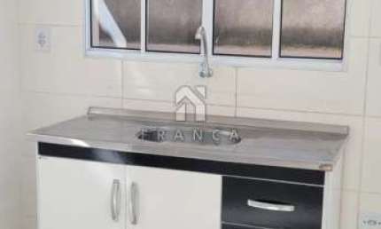 Casa com 2 quartos para alugar no Jardim Alvorada, Jacareí 