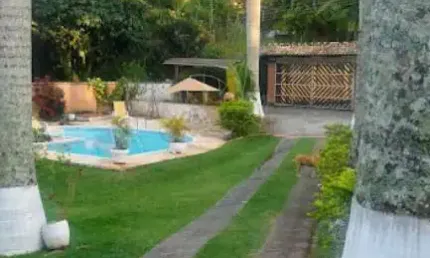 CASA EM CONDOMINIO 3 DORMITÓRIOS SENDO 2 SUÍTES - CONDOMINIO LAGOINHA - JACAREÍ