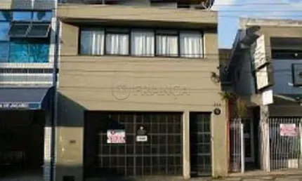 Casa a venda com 2 dormiórios sendo 2  suítes - centro - jacareí