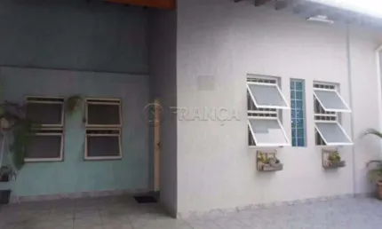 Casa com 3 quartos à venda no Jardim Siesta, Jacareí 