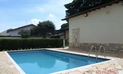 Casa com 4 quartos à venda no Bairro do Colonia, Jacareí 
