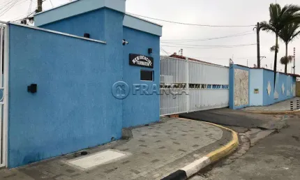 Casa em condomínio fechado com 2 quartos à venda no Parque Califórnia, Jacareí 