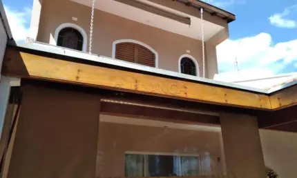Casa com 3 quartos à venda no Jardim Califórnia, Jacareí 