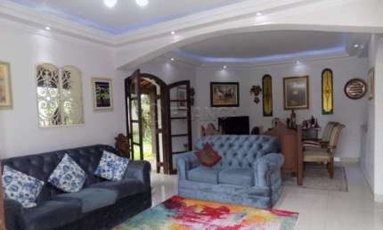Casa com 4 quartos à venda no Jardim Siesta, Jacareí 